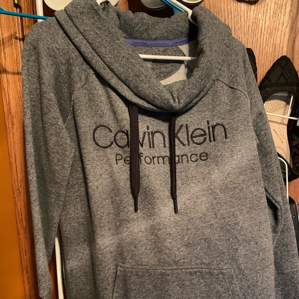 Calvin Klein sweat shirt